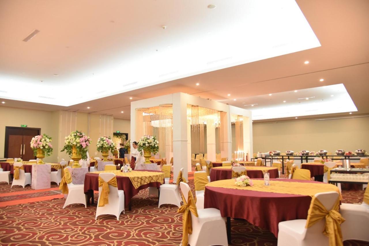 D'Primahotel Kualanamu Airport Medan Exterior photo